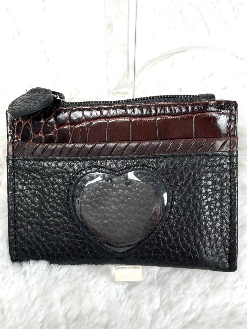 Brighton Two Tone Leather Coin Heart  ID Card Holder Zip Top NWOT